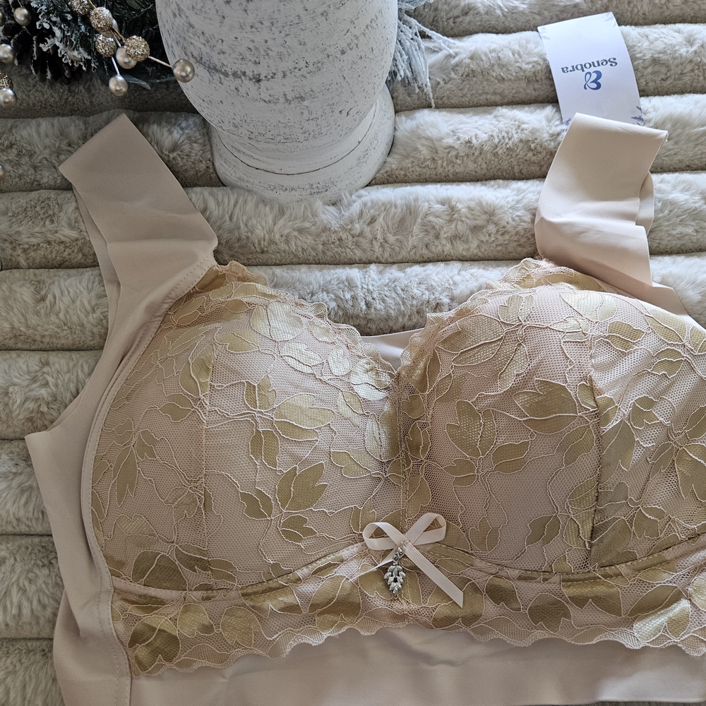 Senobra Lace Bra in Cream and Gold Wireless. 2 Available